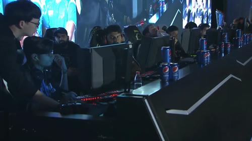 愿者同上体 愿者同上体